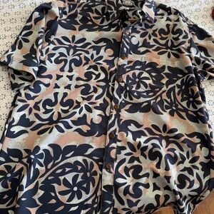 Manuhealii Black and Cream Floral Button Down Shirt